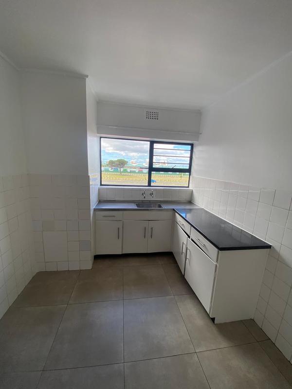 To Let 2 Bedroom Property for Rent in Thornton Western Cape